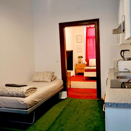 Volkstheater Apartment. Wenen Buitenkant foto